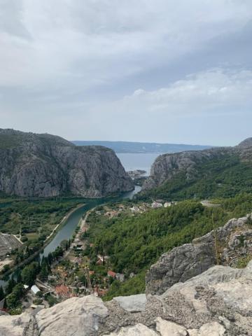 Sea View Panorama Apartment L Омиш Экстерьер фото
